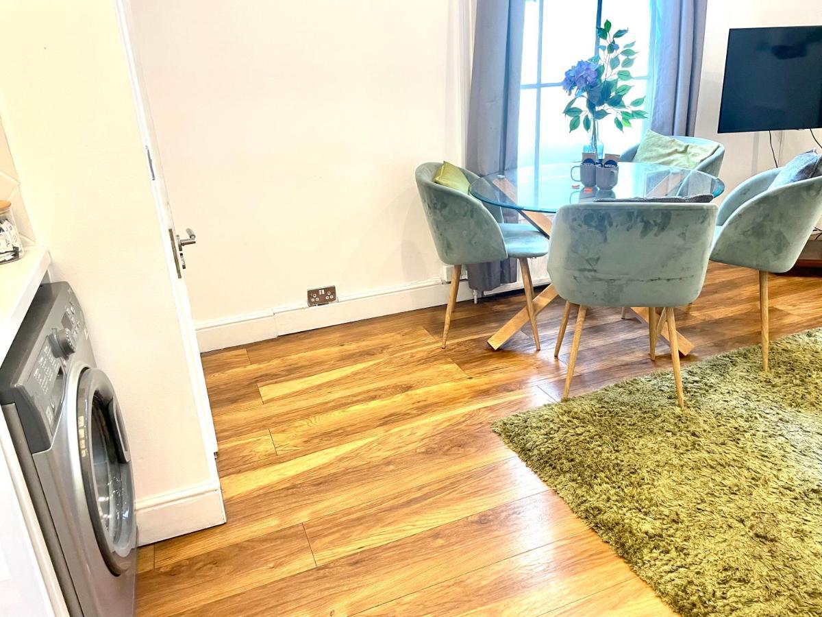 Apartment Emmanuel House - Beautiful 1-bedroom In - Historical Building
